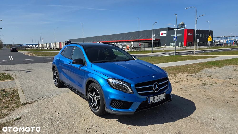 Mercedes-Benz GLA 200 7G-DCT AMG Line - 9