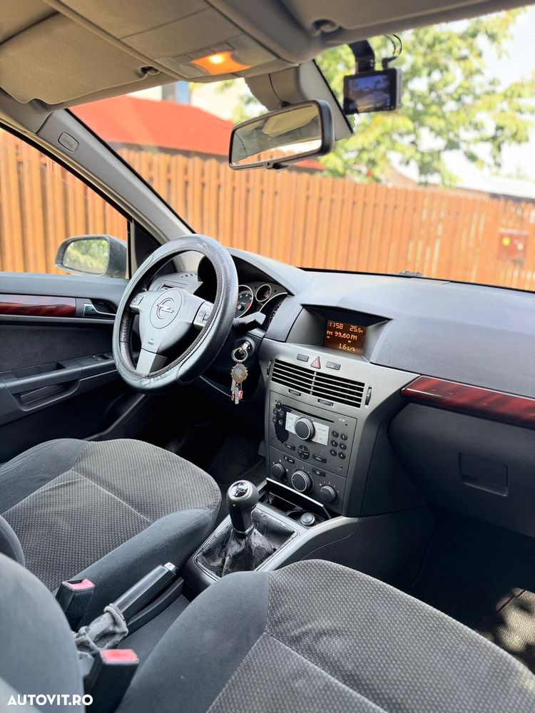 Opel Astra 1.6i Elegance - 8