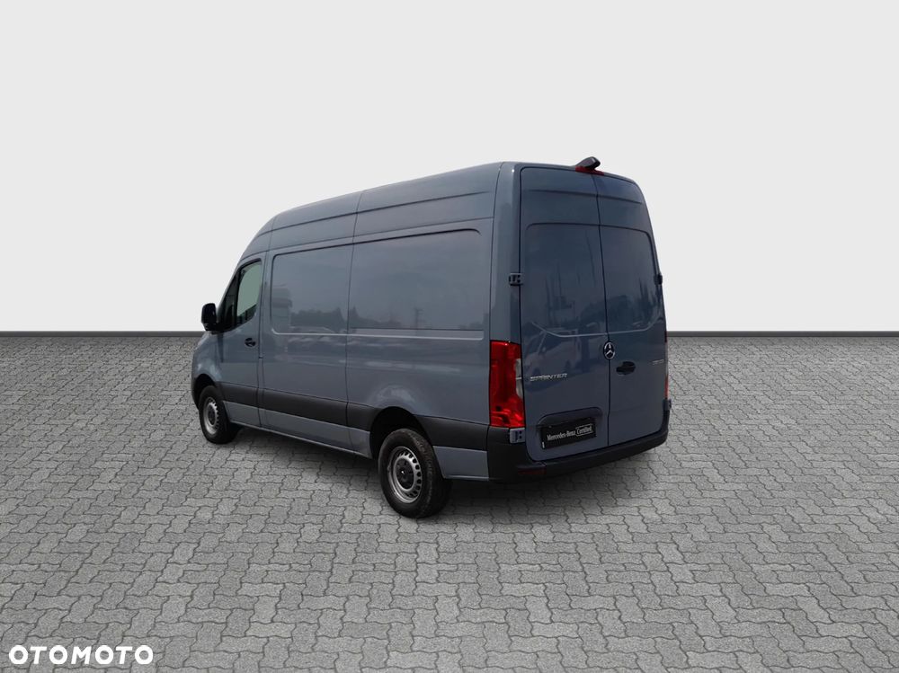 Mercedes-Benz Sprinter - 3