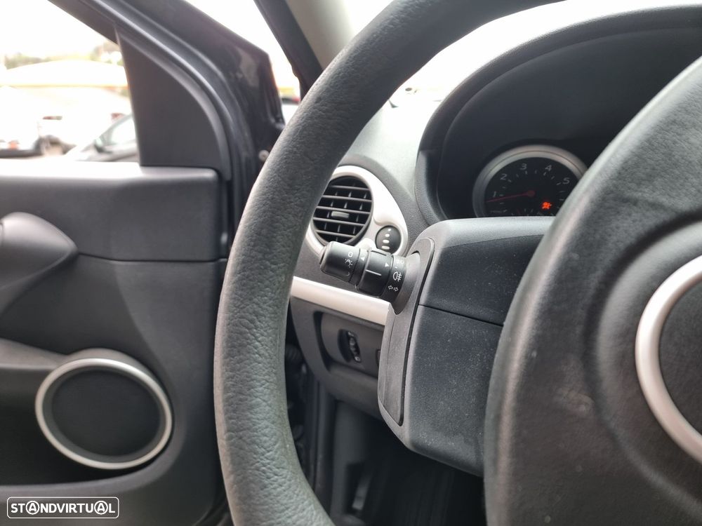 Renault Clio 1.2 16V Rip Curl - 12