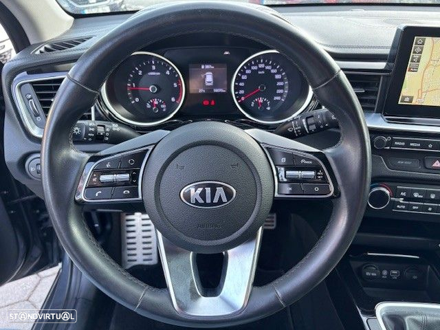 Kia Ceed 1.6 CRDi TX - 26