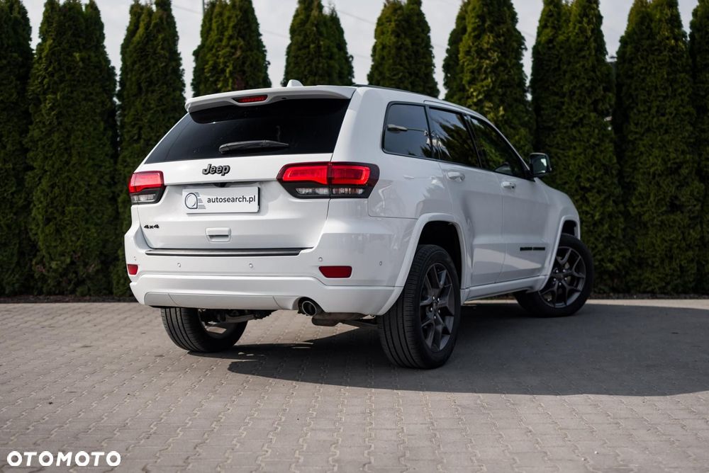 Jeep Grand Cherokee - 4