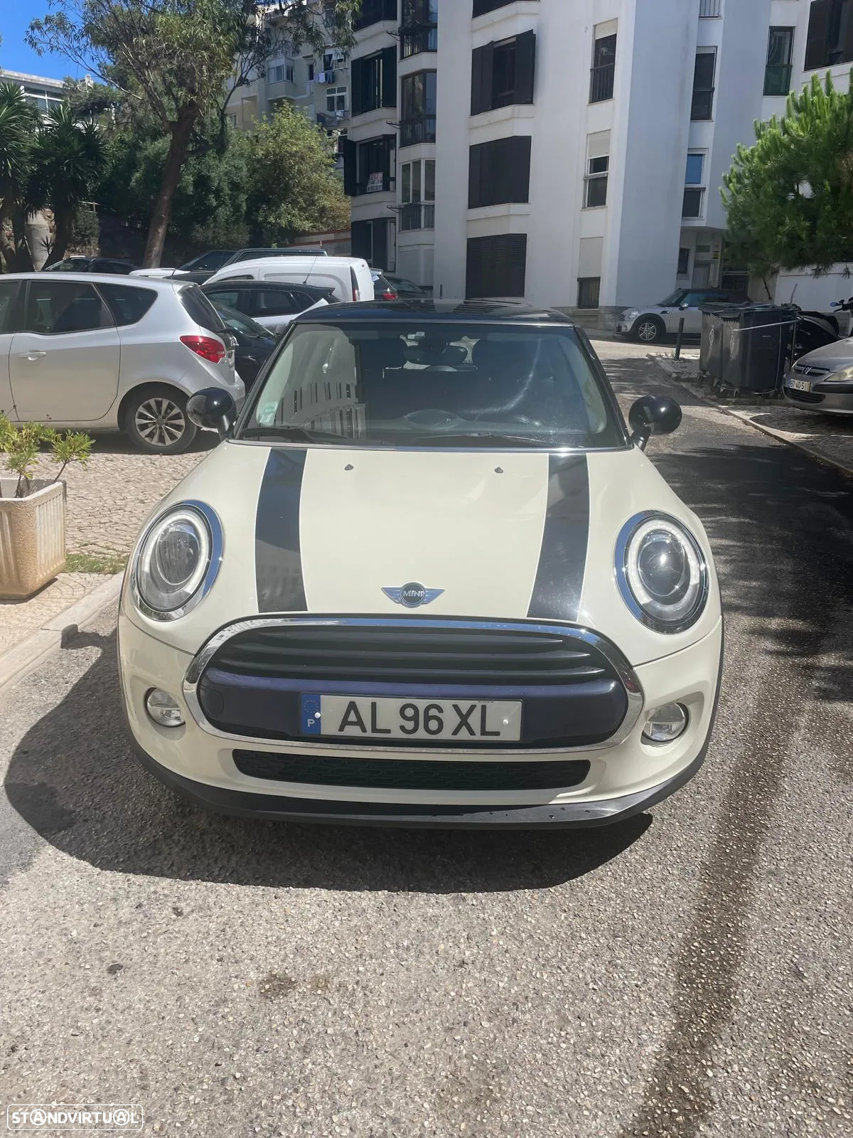 MINI 3 Portas Cooper D Aut. - 2