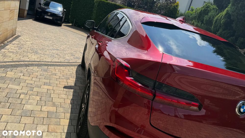 BMW X4 xDrive20i M Sport - 9
