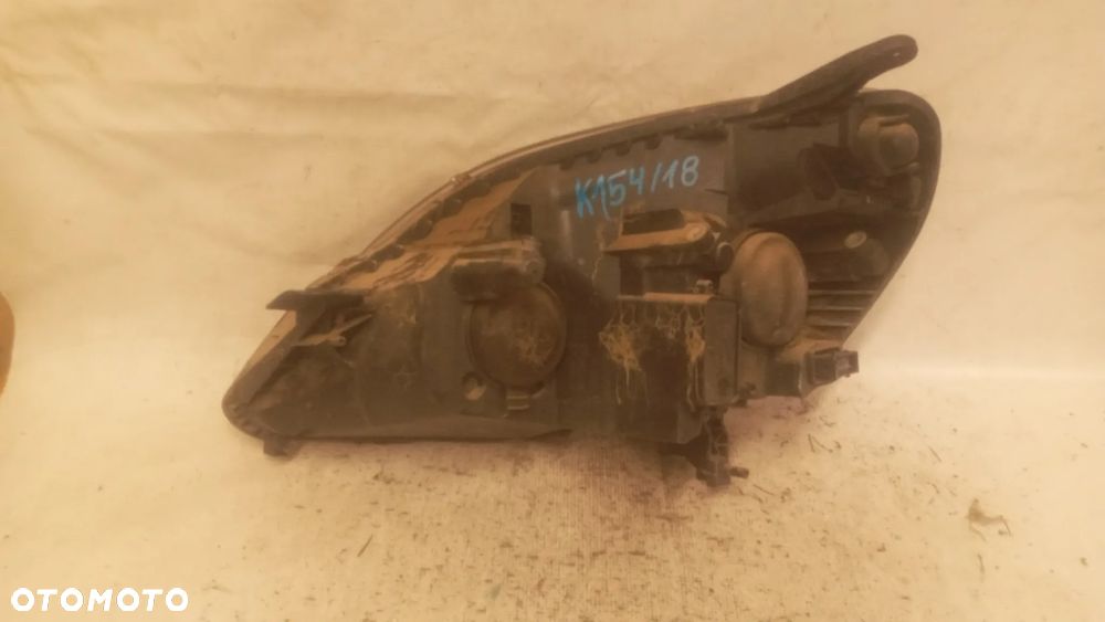 .  PRZOD PRZEDNIA LAMPA PRAWA OPEL ZAFIRA B - 3