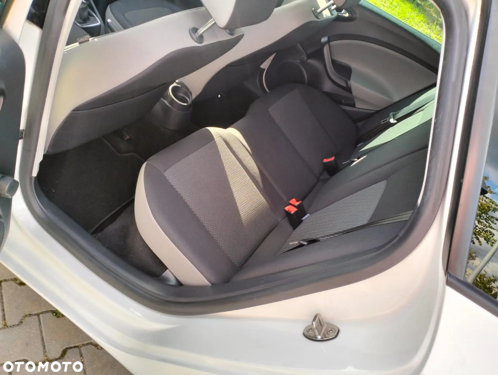 Seat Ibiza ST 1.2 TSI CONNECT - 27