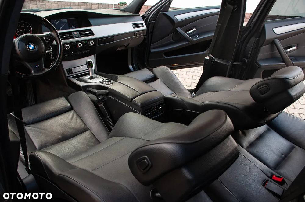 BMW Seria 5 - 36