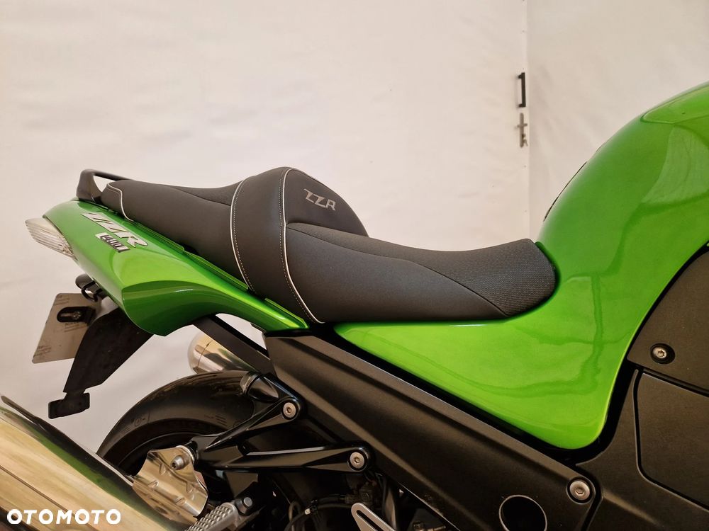 Kawasaki ZZR - 23