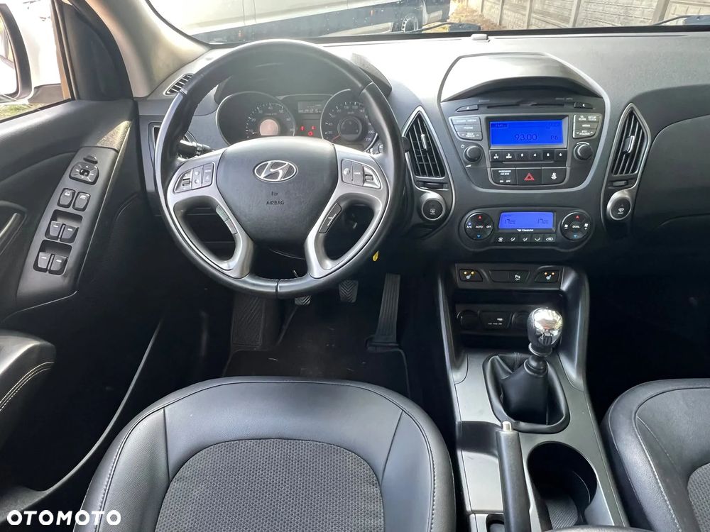 Hyundai ix35 1.6 2WD blue Style - 28