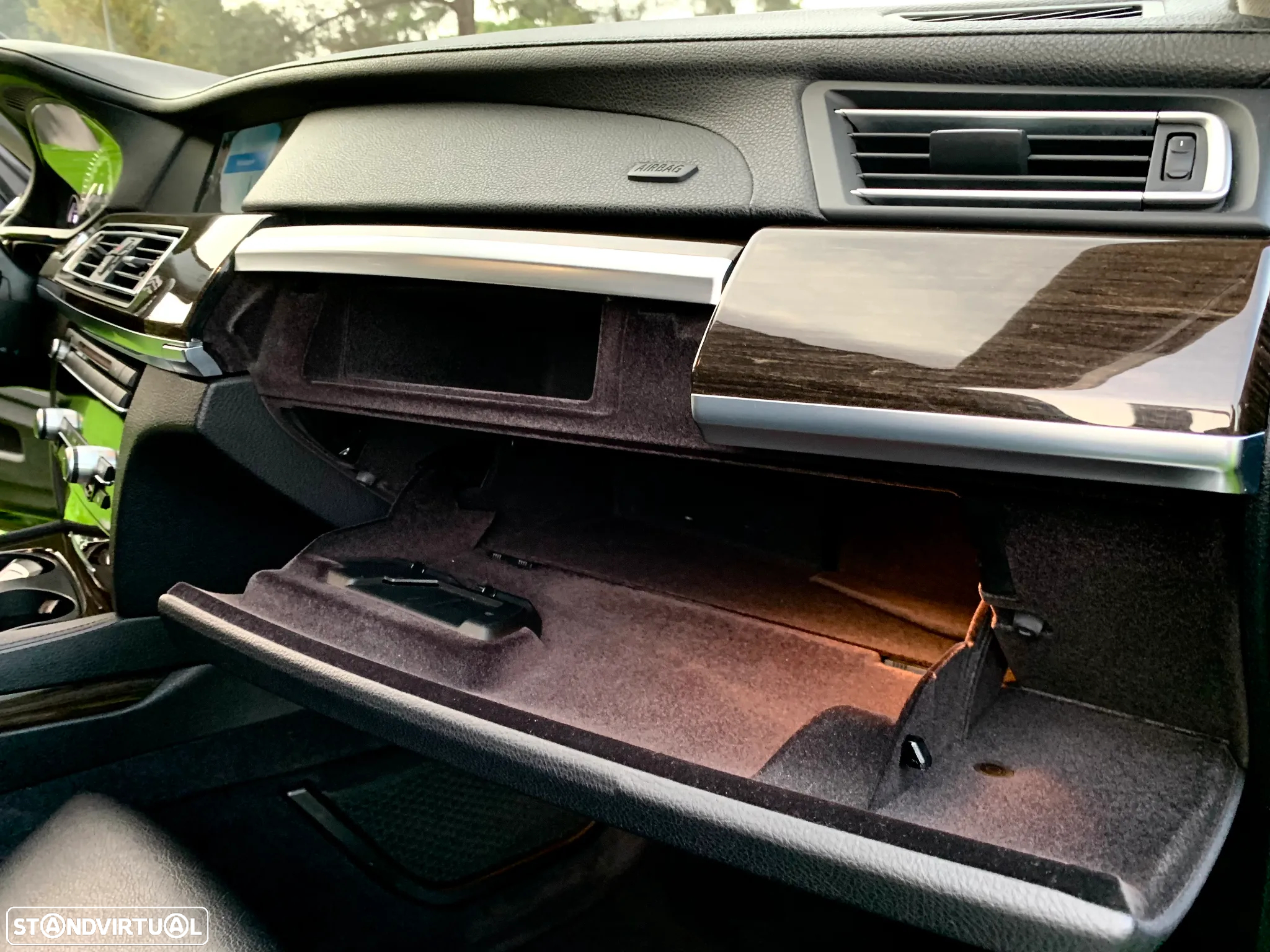 BMW 740 d Pack M - 37