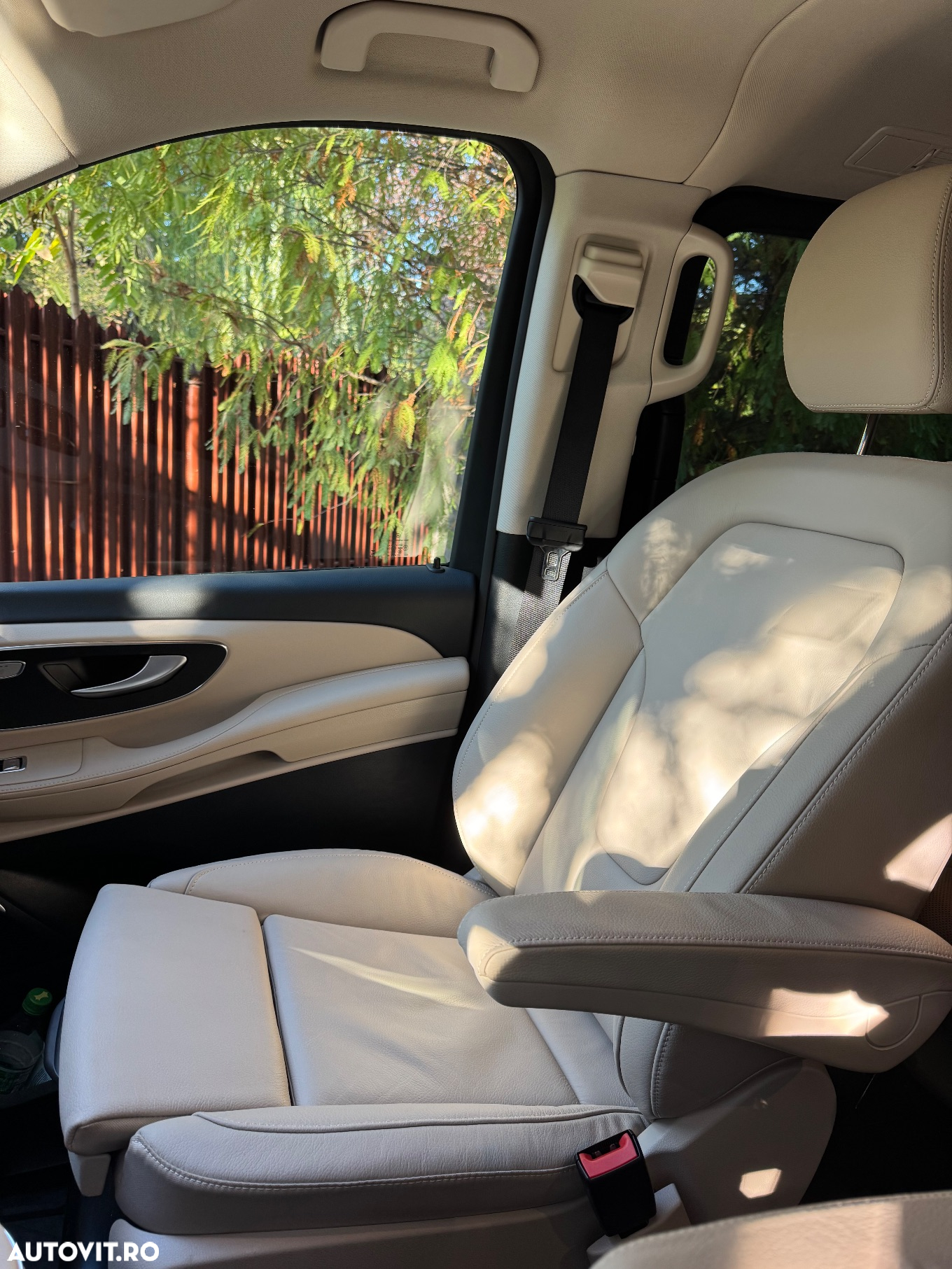 Mercedes-Benz V 250 d Combi Lung 190 CP AWD 9AT AVANTGARDE - 10