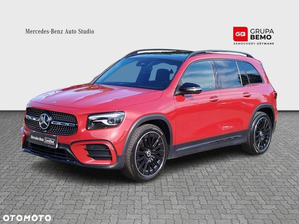 Mercedes-Benz GLB - 1