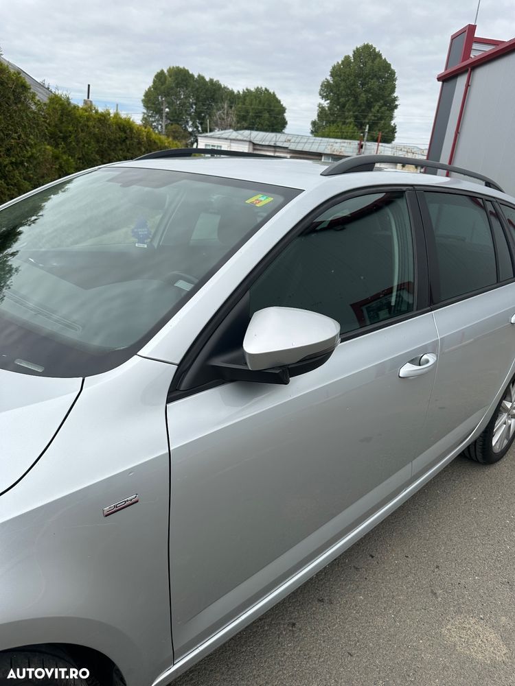 Skoda Octavia 2.0 TDI (Green tec) DSG Joy - 9