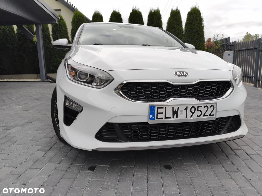 Kia Ceed 1.4 L - 10