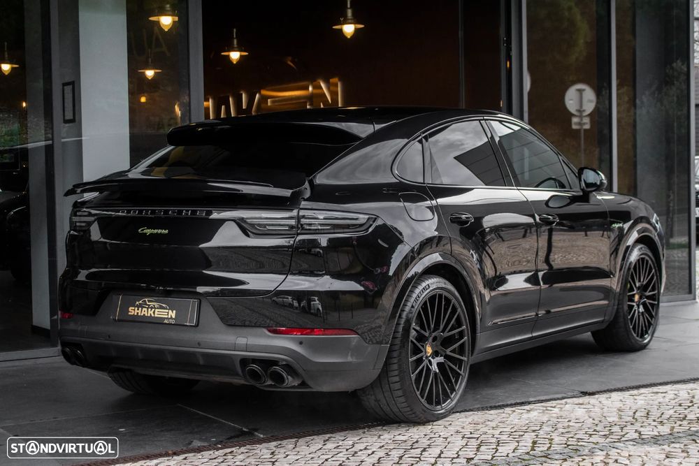 Porsche Cayenne Coupé E-Hybrid - 4