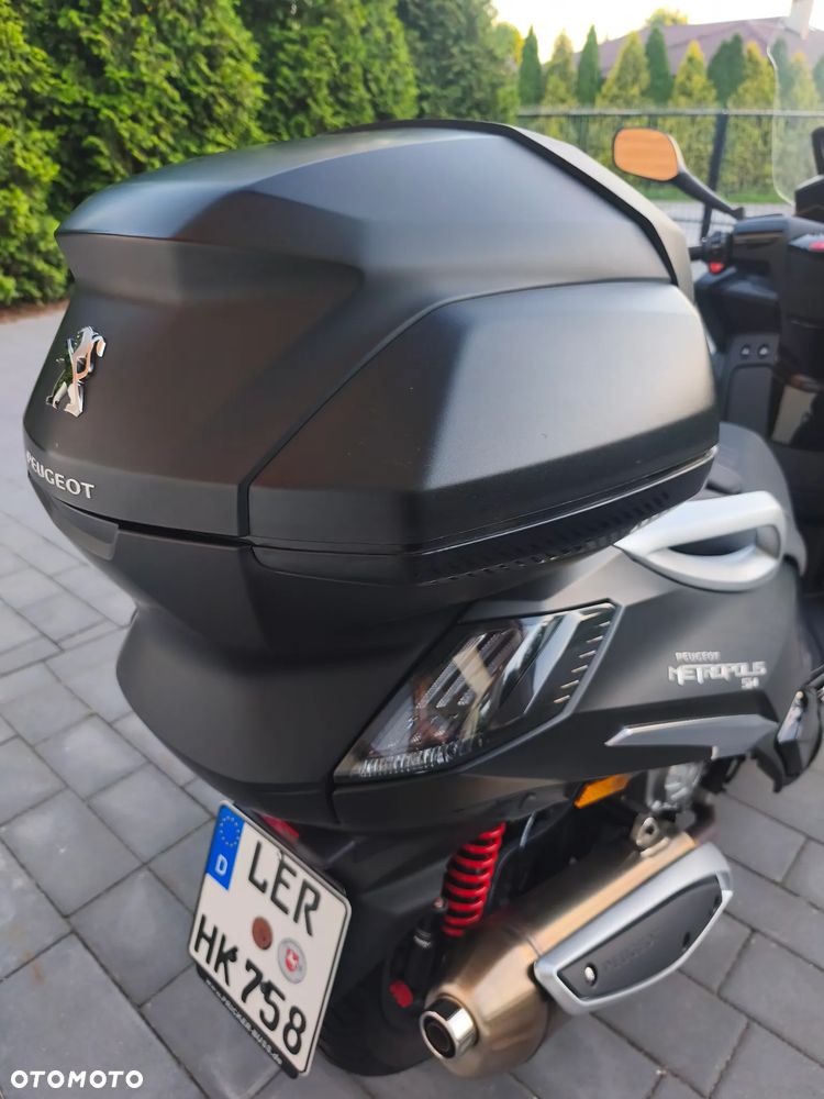 Peugeot Metropolis - 6