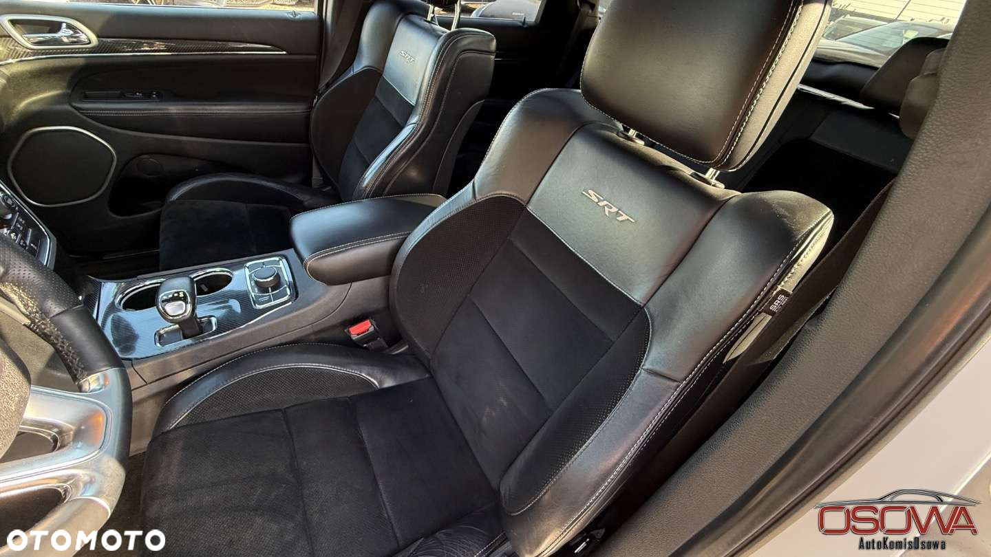 Jeep Grand Cherokee - 20