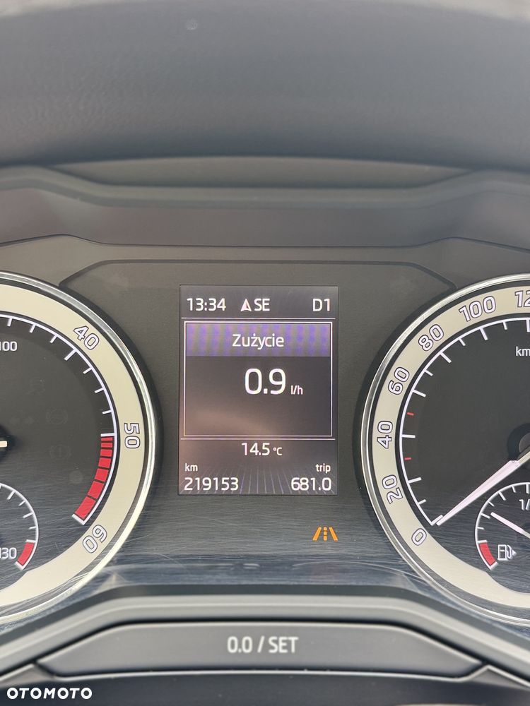 Skoda Superb 2.0 TDI 4x4 L&K DSG - 33