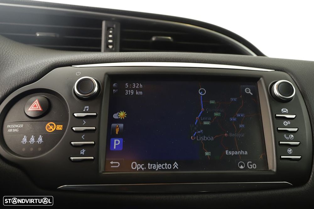 Toyota Yaris 1.5 HSD Square Collec.White - 9