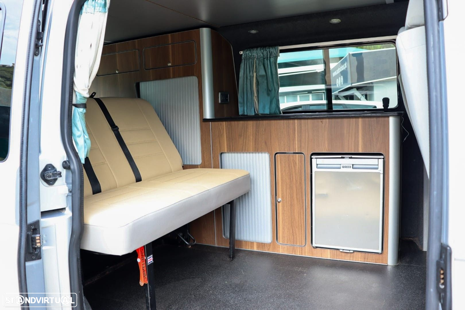 VW California Beach 2.0 TDI Beach Camper - 17