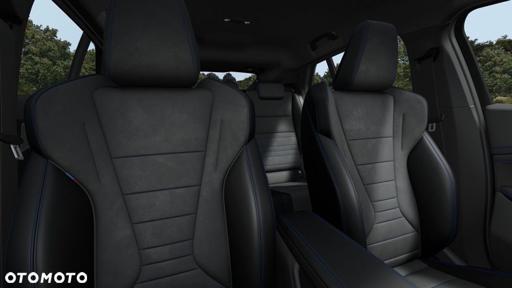 BMW iX2 eDrive20 66.5kWh M Sport - 13