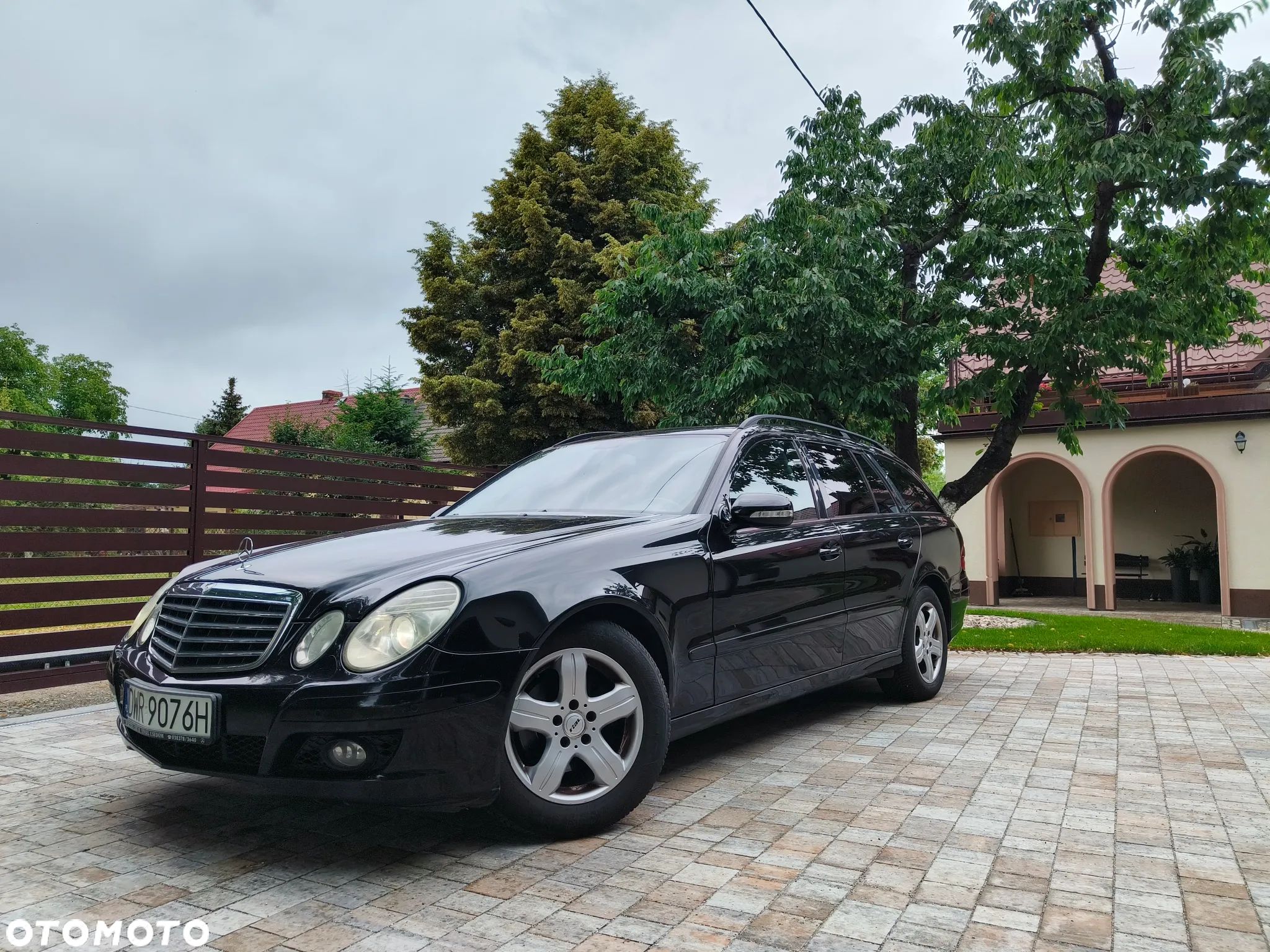 Mercedes-Benz Klasa E - 1