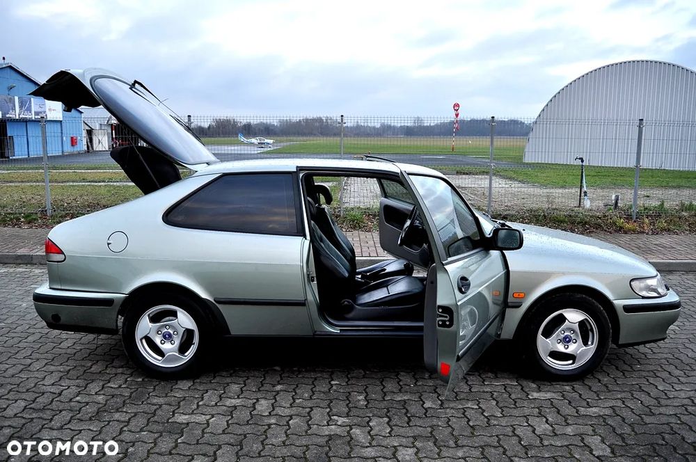 Saab 9-3 SE 2.0i - 11