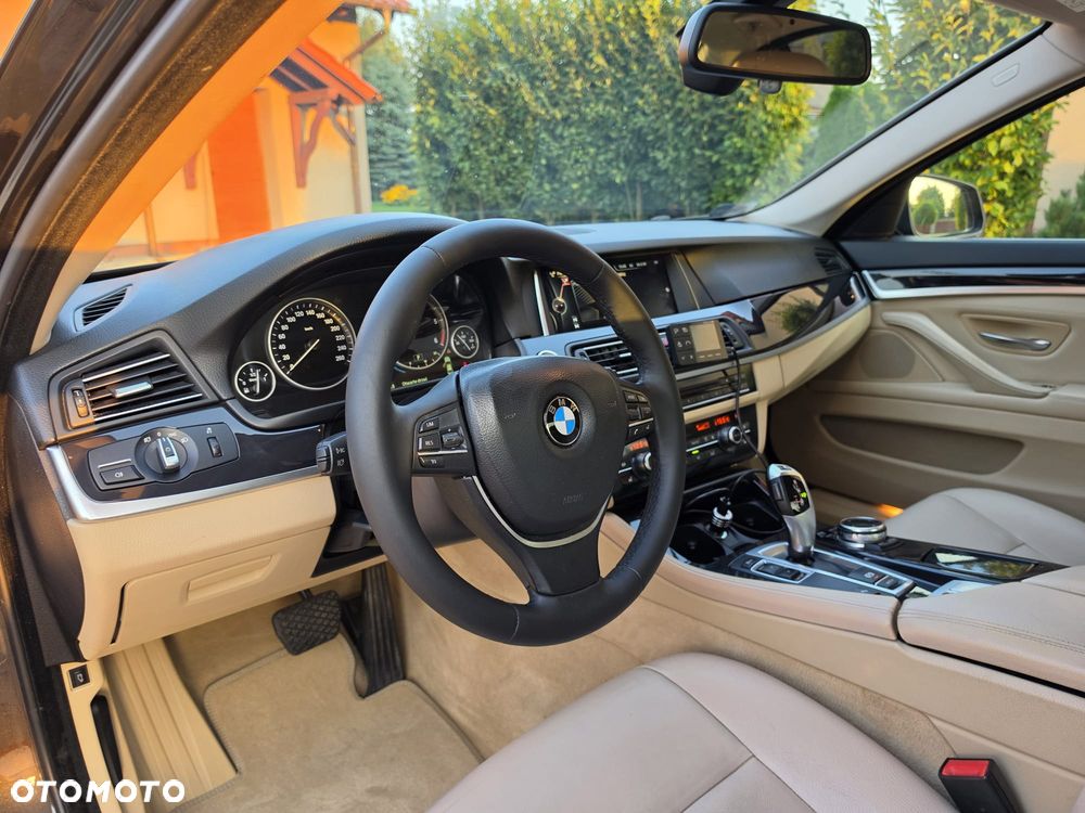 BMW Seria 5 520d - 9