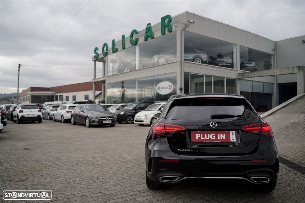Mercedes-Benz A 250 e AMG Line - 5