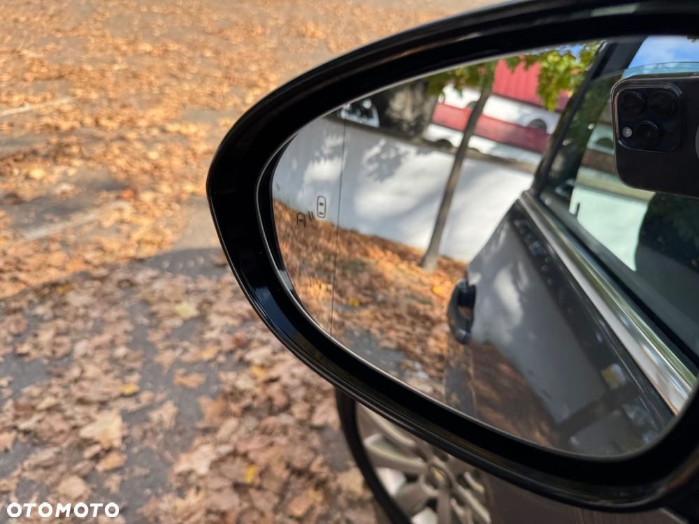 Opel Zafira 2016