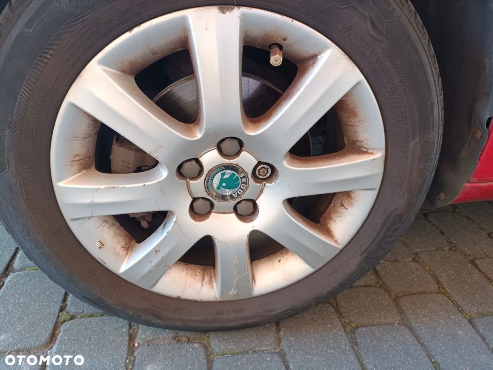 Skoda Fabia 1.4 16V Ambiente - 24
