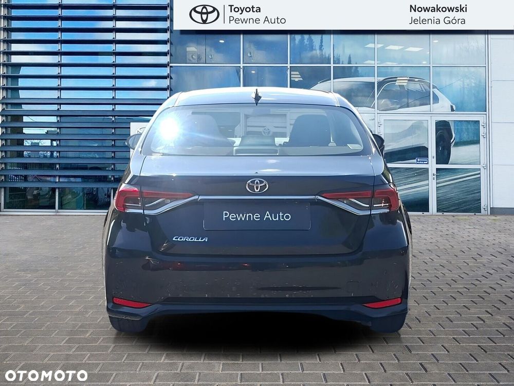 Toyota Corolla - 6