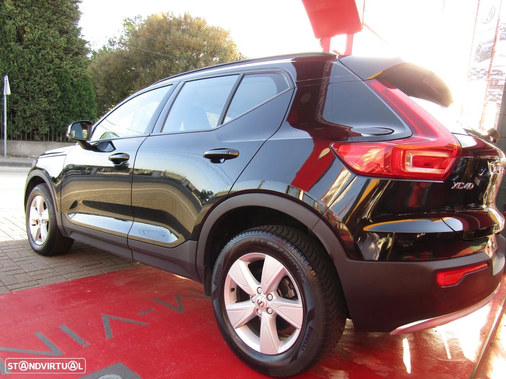 Volvo XC 40 1.5 T2 Momentum - 27