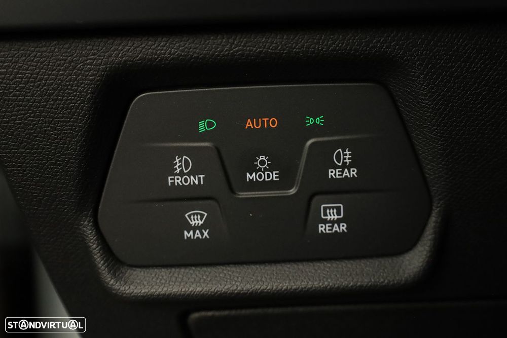 Cupra Formentor 1.5 e-Hybrid DSG - 19