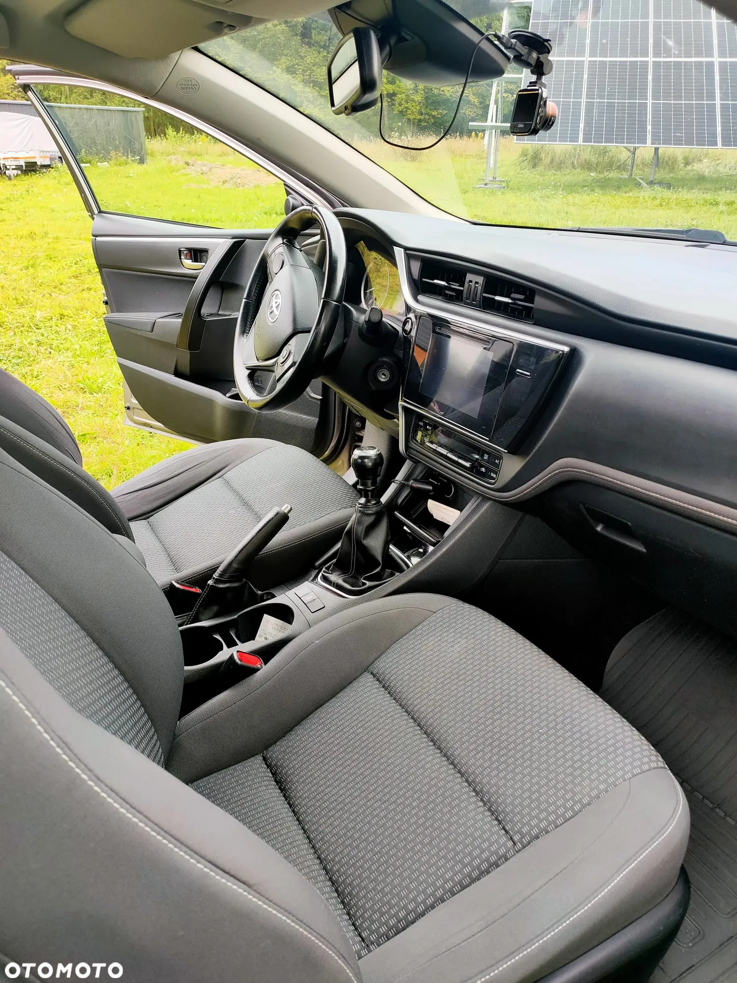 Toyota Corolla - 6