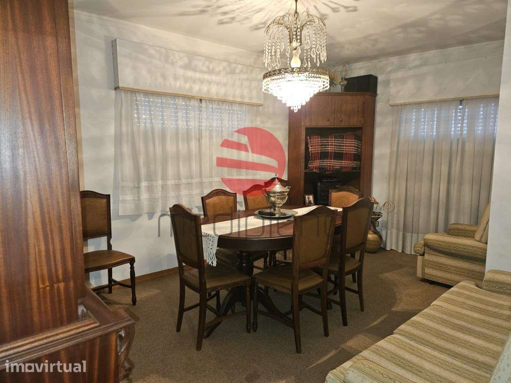 Moradia Bi-Familiar - Grande imagem: 3/22