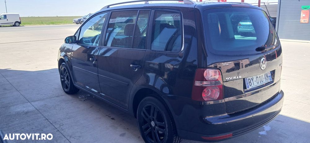 Volkswagen Touran 1.9 TDI DPF Blue Motion Trendline - 2