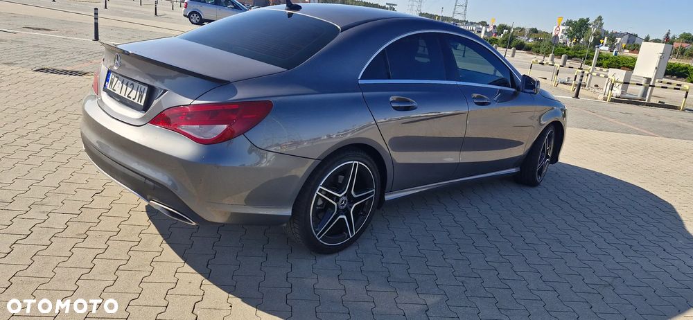 Mercedes-Benz CLA 250 4Matic 7G-DCT - 9