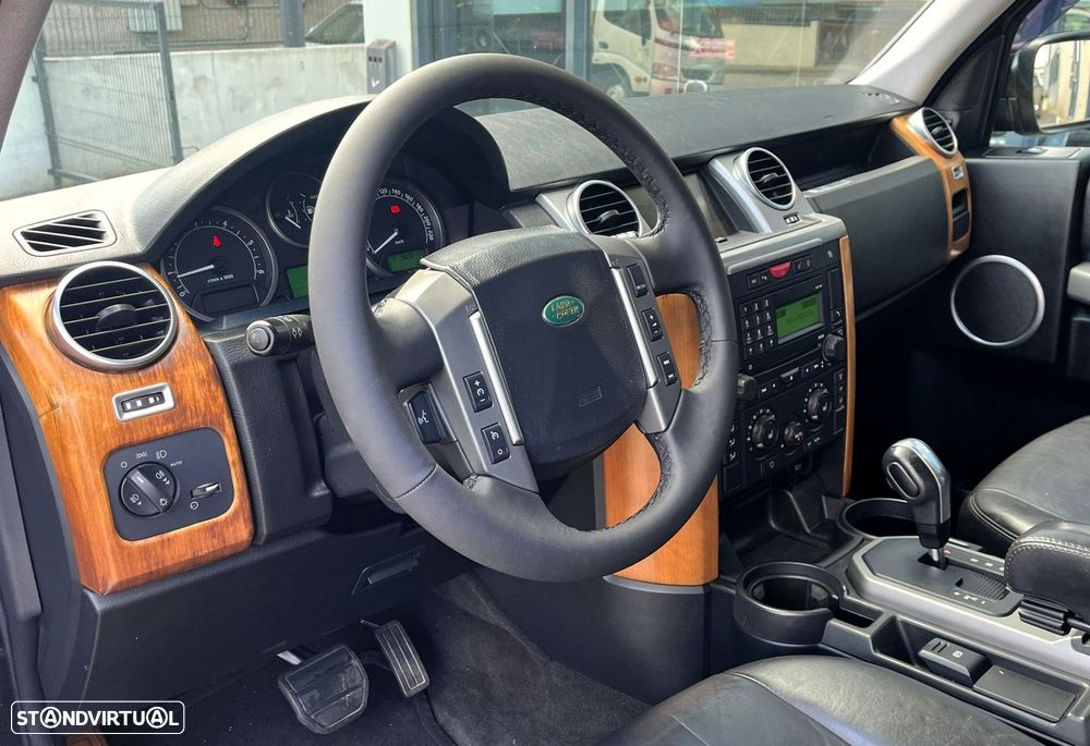 Land Rover Discovery 2.7 TD V6 HSE Auto. - 32