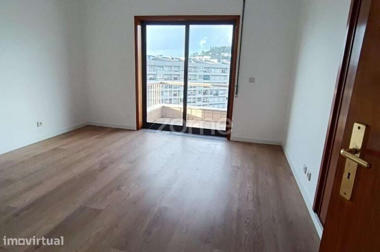 ✨ Apartamento T2 para Arrendamento | São Victor, Braga - Grande imagem: 2/9
