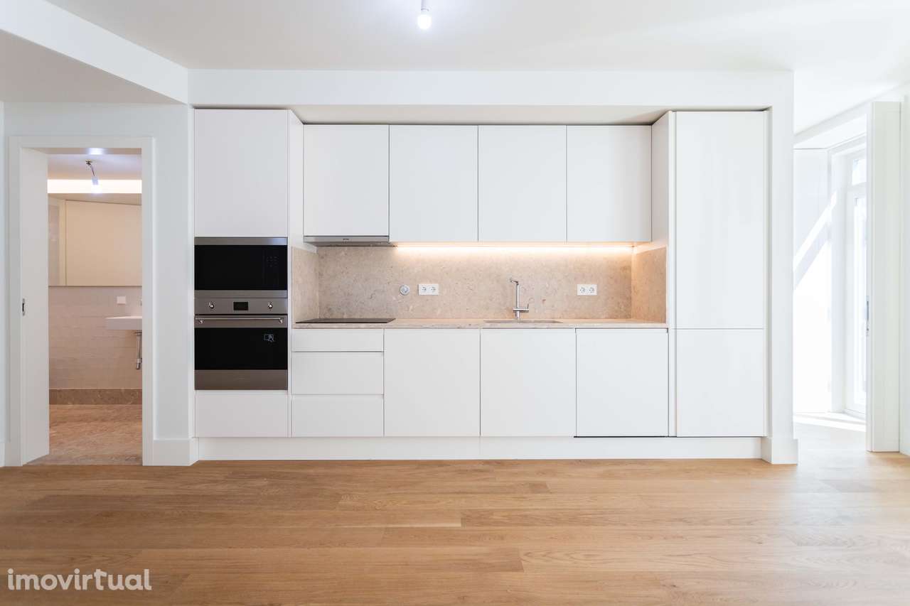 APARTAMENTO DUPLEX T1 DE LUXO, A 3 MINUTOS DA AV. DA LIBERDADE - Grande imagem: 4/20