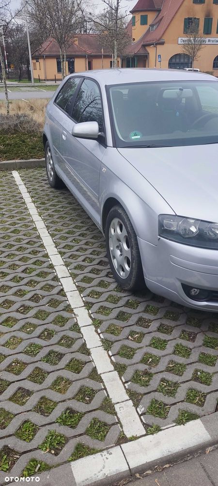 Audi A3 3-drzwiowe 1.6 Ambiente - 2
