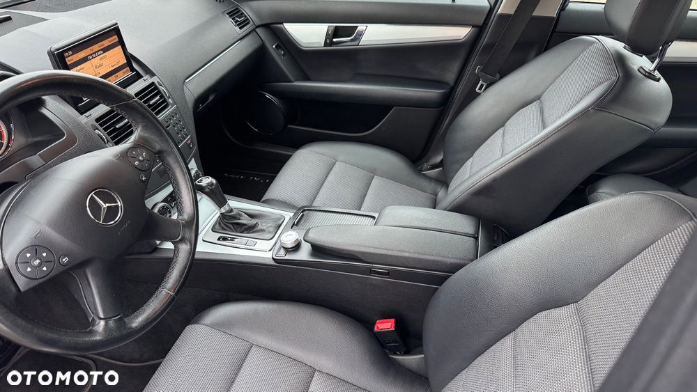 Mercedes-Benz Klasa C 180 Kompressor Automatik Avantgarde - 16