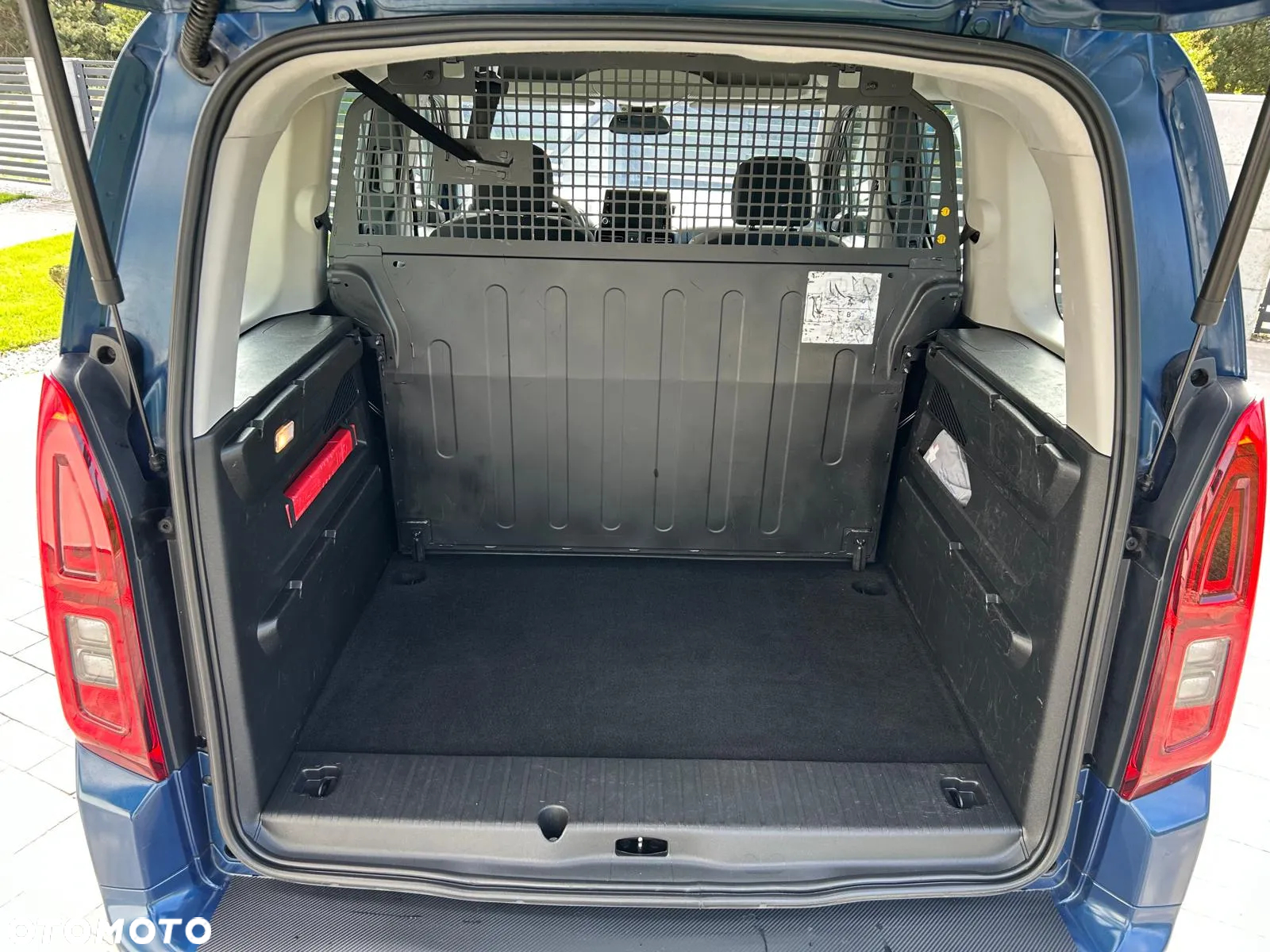 Opel Combo Life 1.5 CDTI Elegance Plus S&S N1 - 26