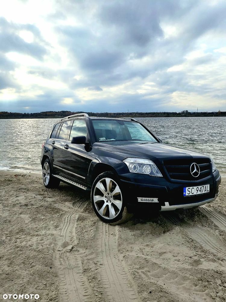 Mercedes-Benz GLK 220 CDI DPF 4Matic BlueEFFICIENCY 7G-TRONIC - 1