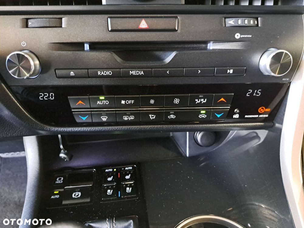 Lexus RX - 26