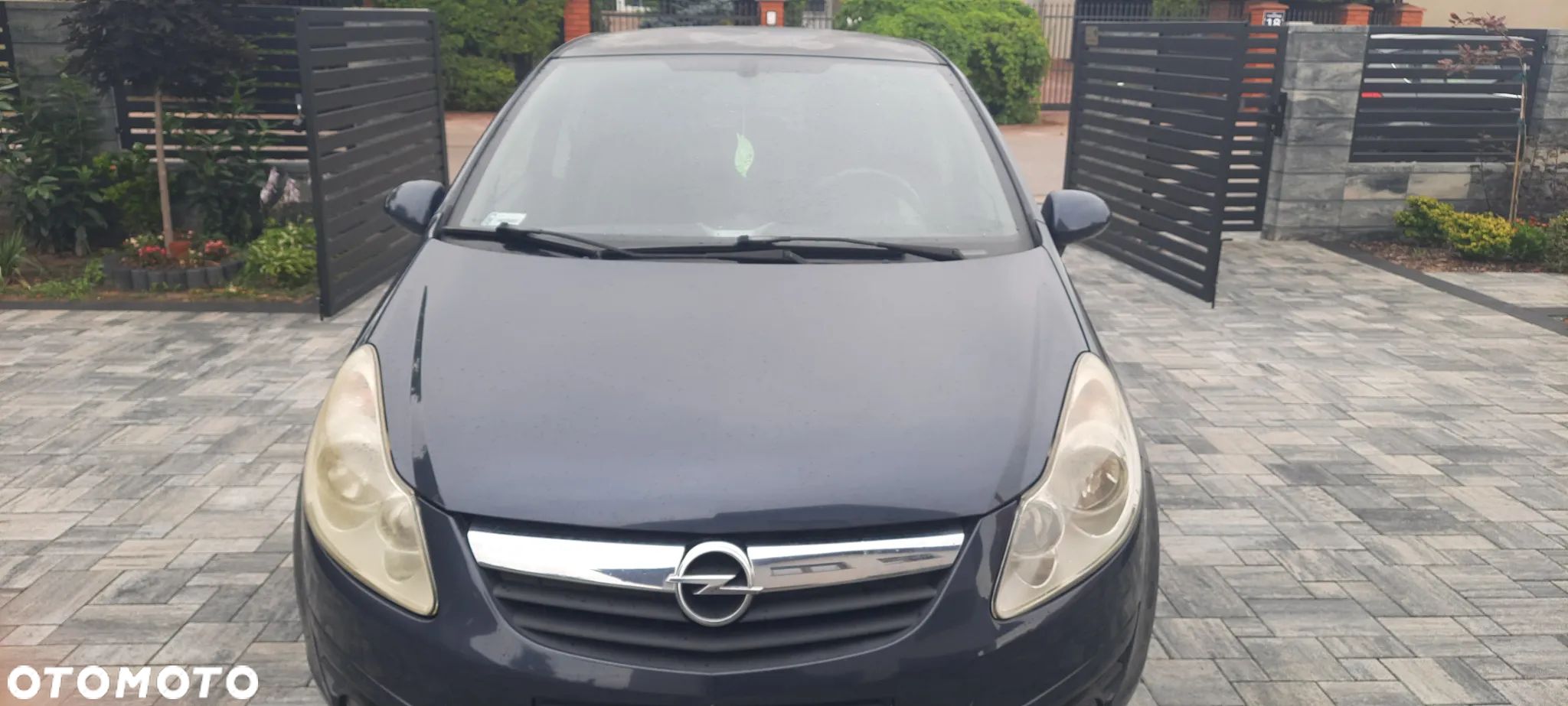 Opel Corsa 1.2 16V Enjoy - 1