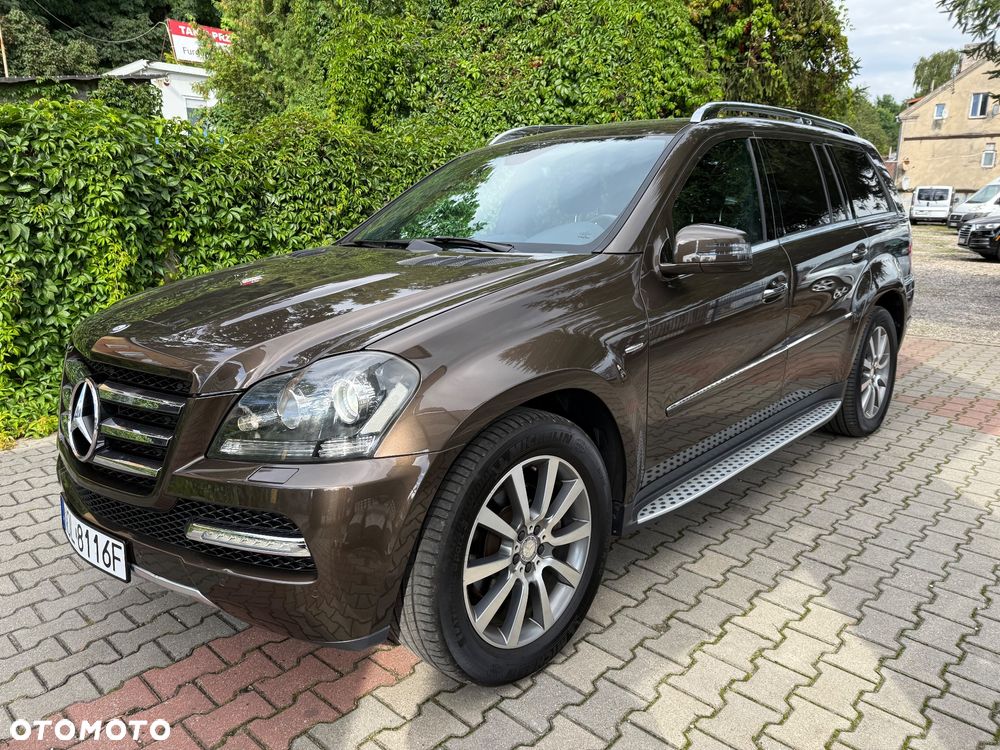 Mercedes-Benz GL 500 4Matic 7G-TRONIC Grand Edition