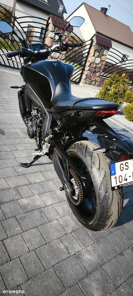 Yamaha MT - 6