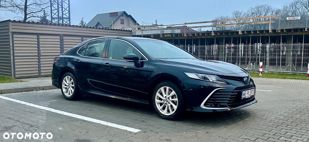 Toyota Camry 2.5 Hybrid Comfort CVT - 1